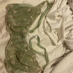Wacoal green bra 36D